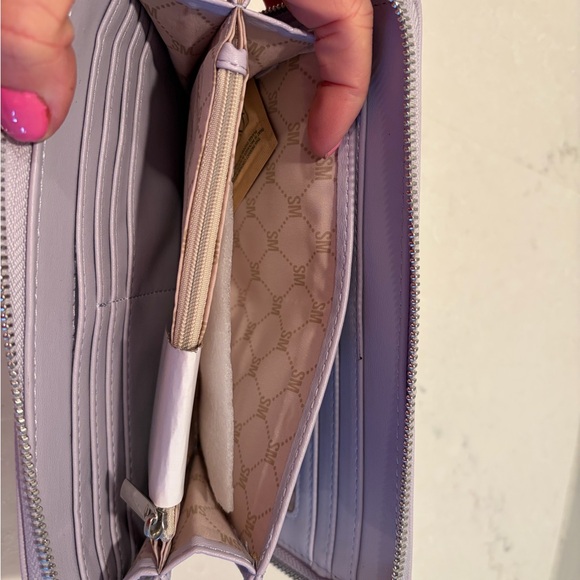 Steve Madden Light Purple Wristlet - Picture 3 of 3